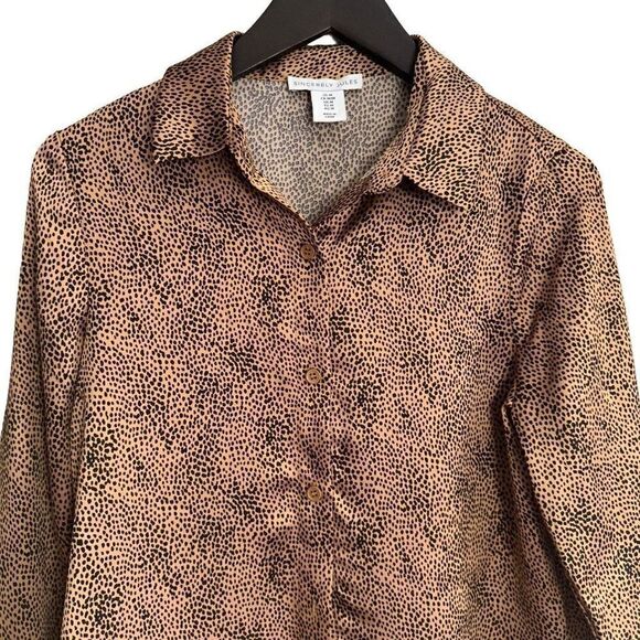 Sincerely Jules button down top size M - Picture 2 of 8